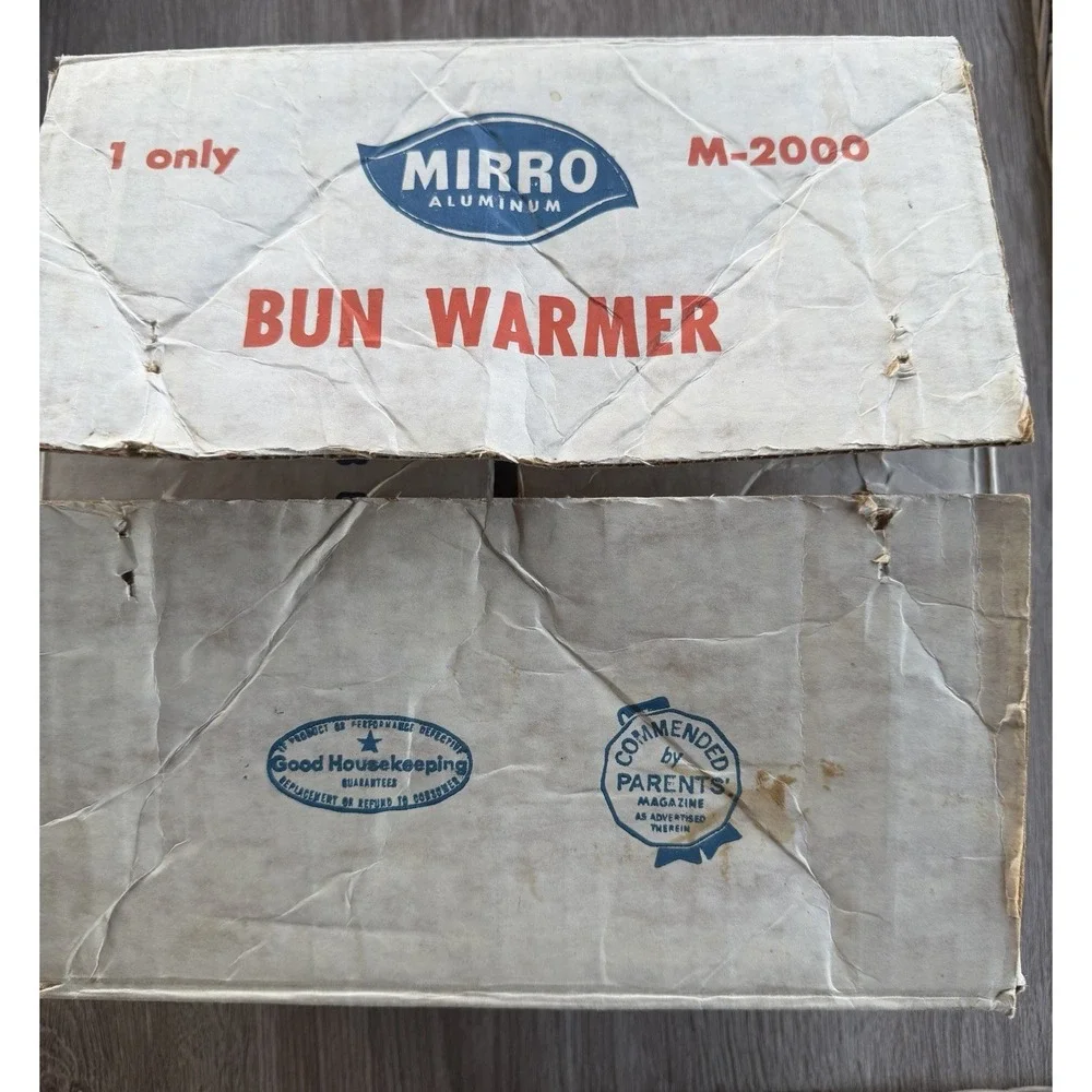 Vintage Mirro Bun Warmer and Steamer Server M-2000 SILVER with Insert And Box